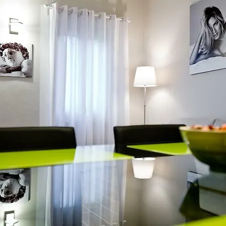 Macci Apartment *
